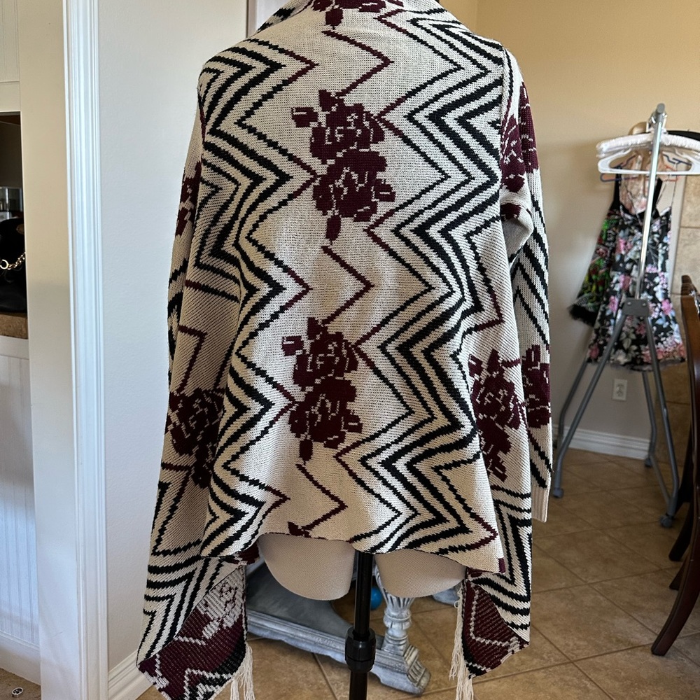 Light sweater - Picture 2 of 4